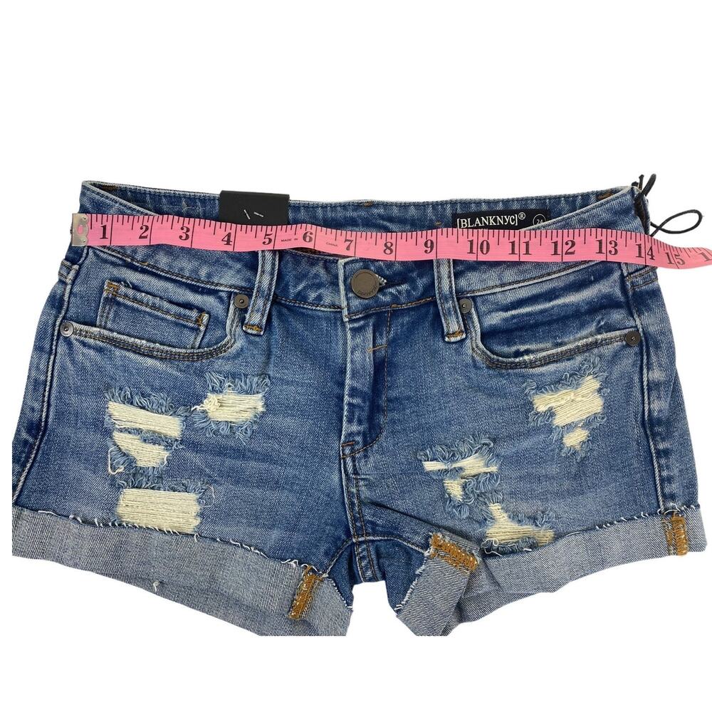 Blank NYC Denim Fulton Boyfriend Fit Distressed Roll Up Shorts NEW Size 24 - Picture 5 of 9